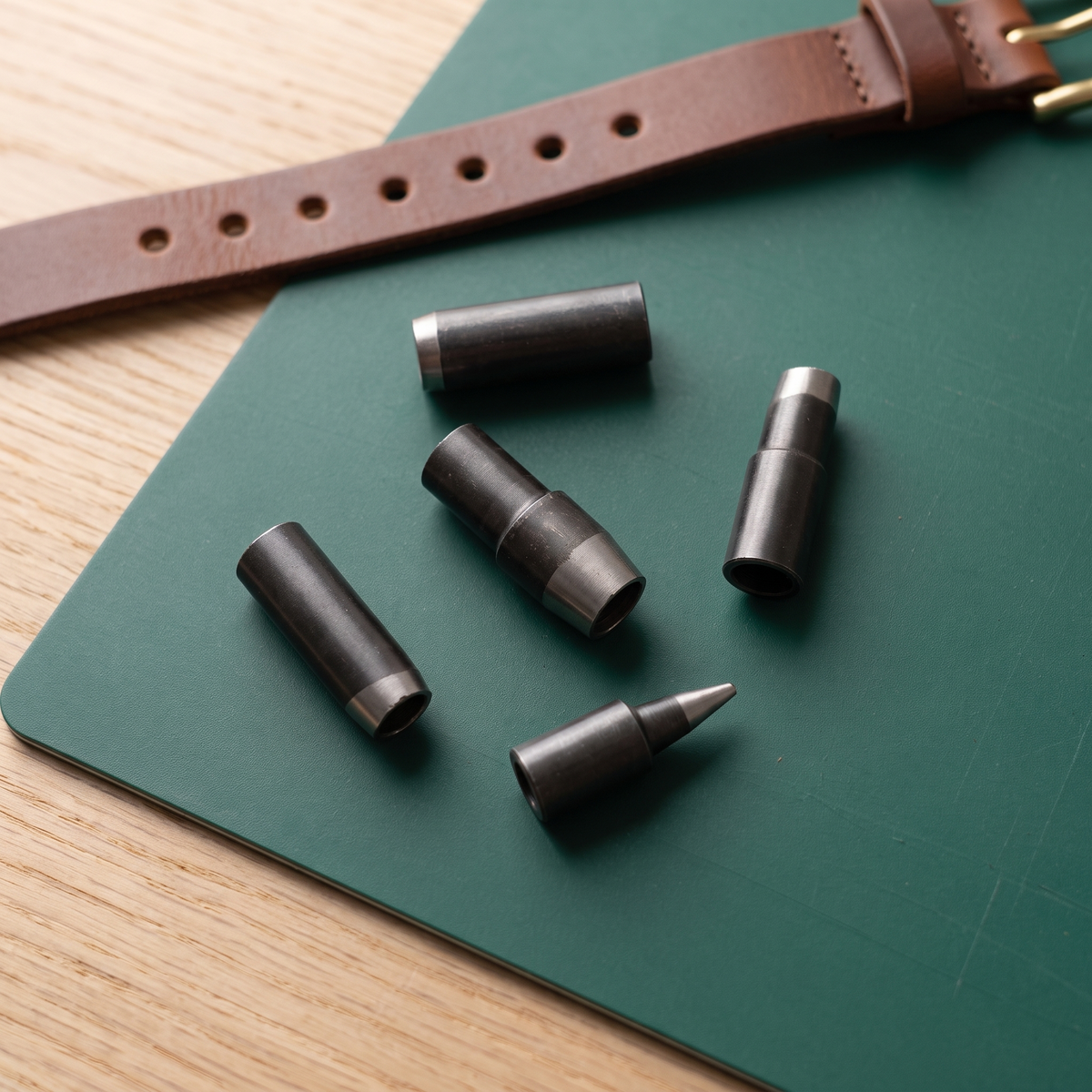custom tips usecase collars